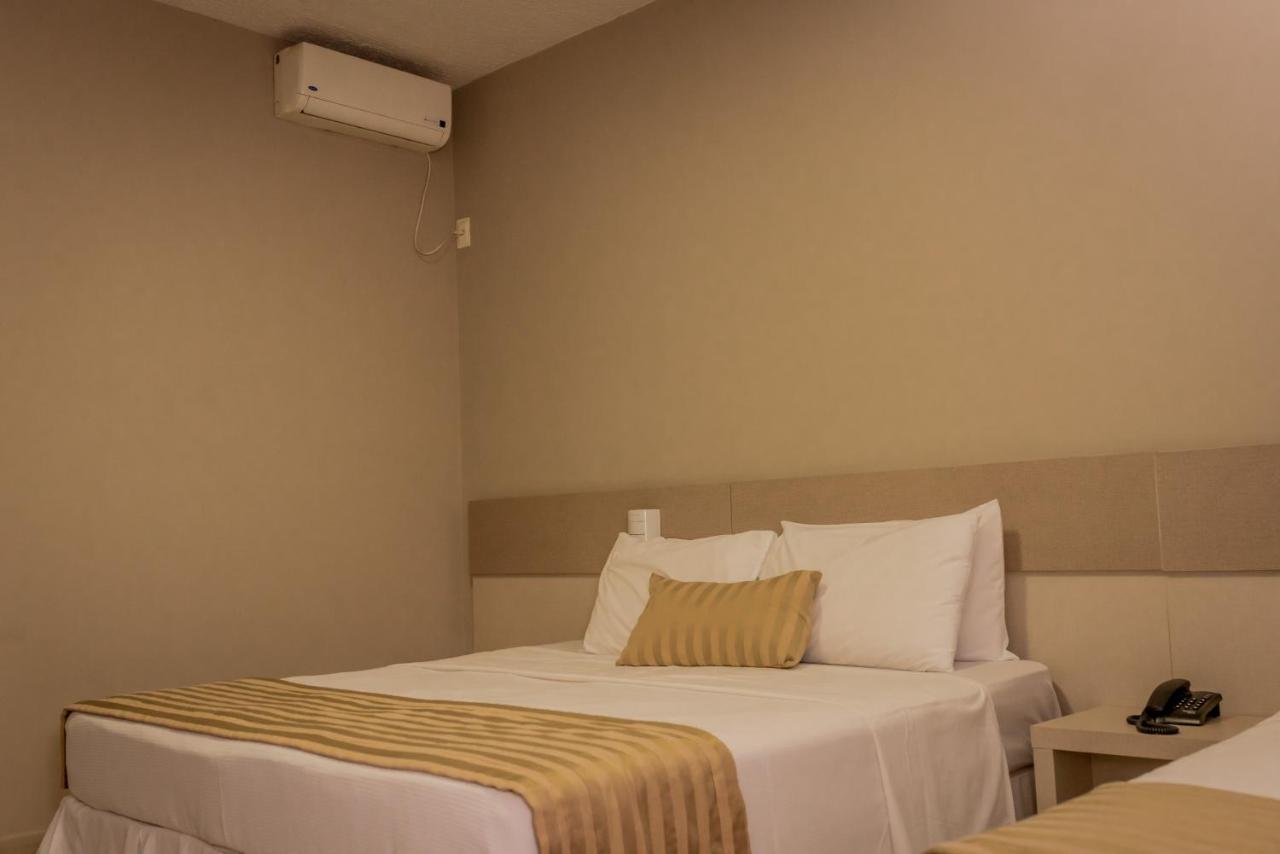 Fenix Hotel Araxá מראה חיצוני תמונה