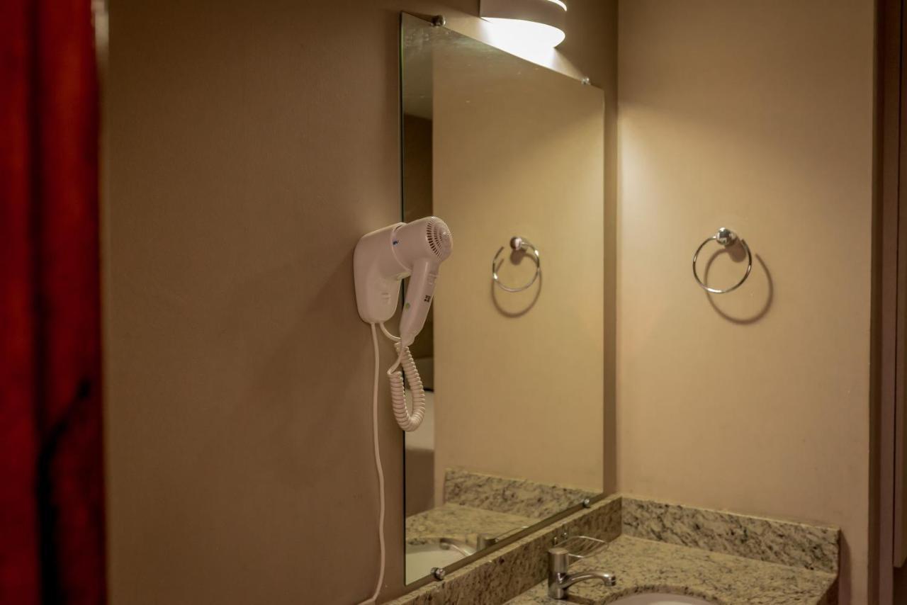 Fenix Hotel Araxá מראה חיצוני תמונה
